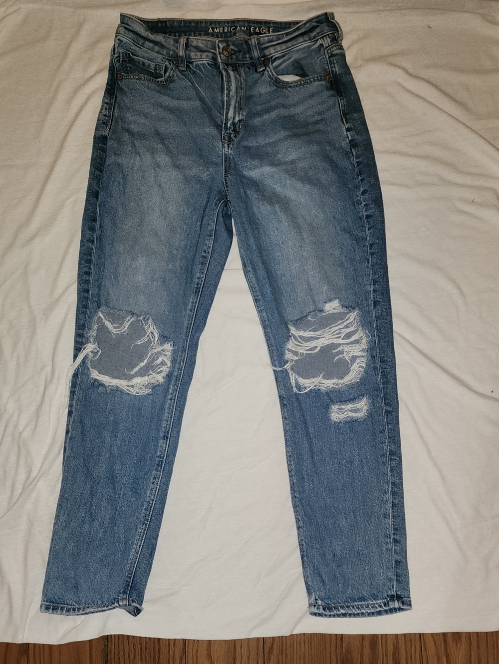 American Eagle Outfitters Women's Distressed Blue Mom Jeans